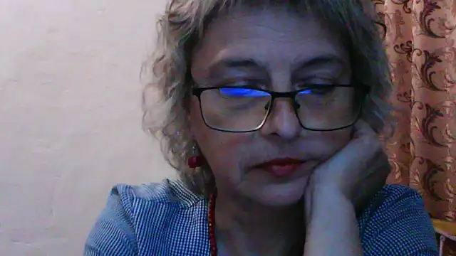 Snapshot of ElizabethGorden chatting on 06.14.26 ElizabethGorden online show from 06.14.26
