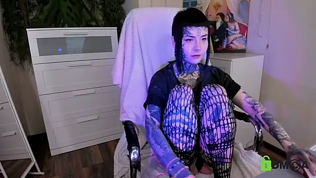 Bloood  Mary online show from 05.11.26