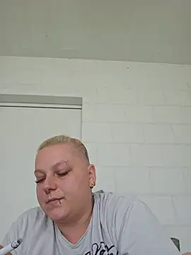 Snapshot of Lady_Peggi chatting on 06.09.26 Lady Peggi online show from 06.09.26