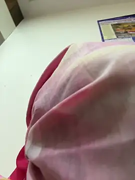 hot avni online show from 05.12.26