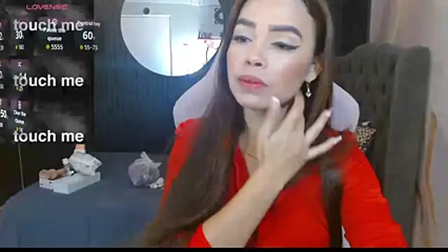 Snapshot of naomis_36 chatting on 07.24.26 naomis 36 online show from 07.24.26