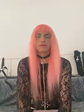 Snapshot of Leiatranslatex chatting on 08.04.26 Leiatranslatex online show from 08.04.26