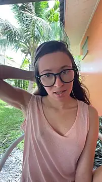 Mini girl do it better online show from 05.15.26