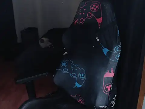 Snapshot of lilgothboy chatting on 05.22.26 lilgothboy online show from 05.22.26