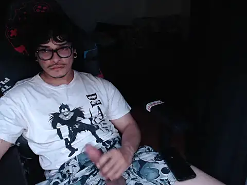 Snapshot of lilgothboy chatting on 05.28.26 lilgothboy online show from 05.28.26