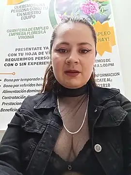 Snapshot of VANESSA__28 chatting on 06.17.26 VANESSA 28 online show from 06.17.26