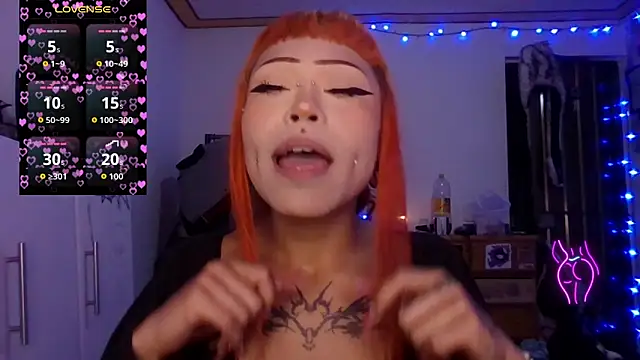 Snapshot of suky_fox chatting on 05.11.26 suky fox online show from 05.11.26