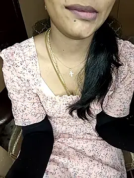 Snapshot of Tamil__Thara003 chatting on 06.08.26 Tamil Thara003 online show from 06.08.26