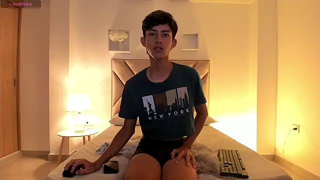 Baby noahtt online show from 06.01.26