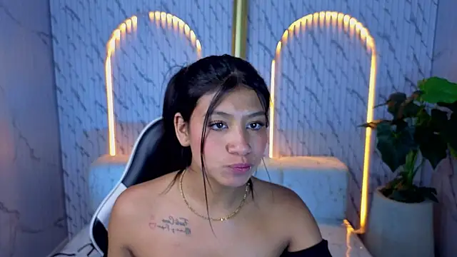 Snapshot of Canela_savage_tx chatting on 05.20.26 Canela savage tx online show from 05.20.26