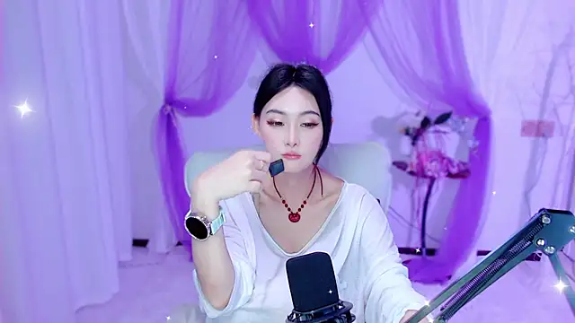 Tili Lucky online show from 05.14.26
