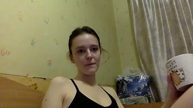 Snapshot of P911 chatting on 05.06.26 P911 online show from 05.06.26