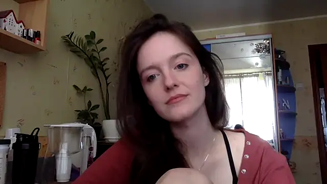 Snapshot of P911 chatting on 05.08.26 P911 online show from 05.08.26