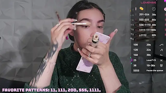 Snapshot of zara_bliss chatting on 06.15.26 zara bliss online show from 06.15.26