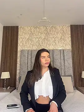 Snapshot of CandiceSpencer chatting on 06.16.26 CandiceSpencer online show from 06.16.26