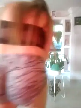 Snapshot of queen_silvanna chatting on 07.28.26 queen silvanna online show from 07.28.26