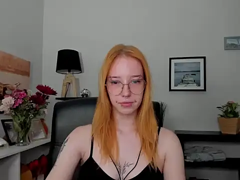 Snapshot of foxSonya chatting on 07.09.26 foxSonya online show from 07.09.26
