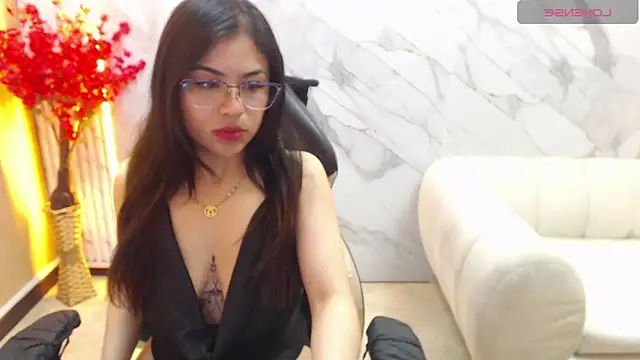 Snapshot of Jade_tf chatting on 05.25.26 Jade tf online show from 05.25.26