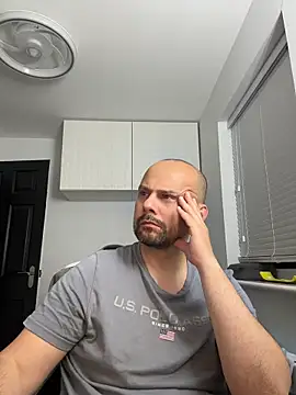 NakedAndrewHot online show from 06.18.26