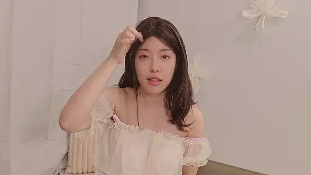 Snapshot of sakura-ch- chatting on 07.15.26 sakura-ch- online show from 07.15.26