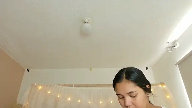 leoneriss online show from 07.30.26