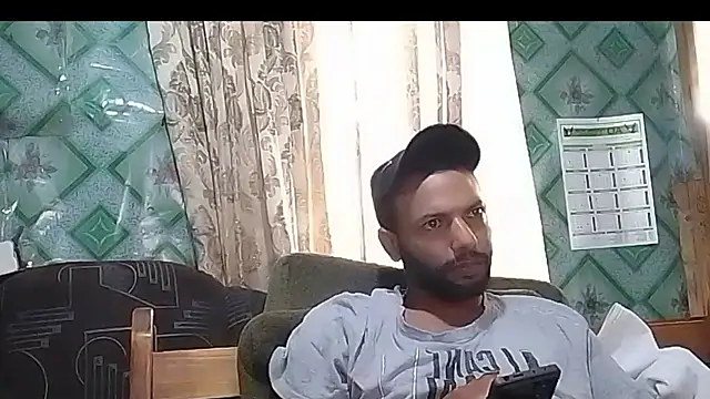 Snapshot of Camodick chatting on 03.18.25 Camodick online show from 03.18.25