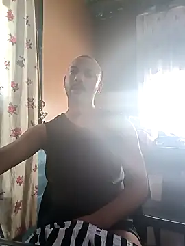 Snapshot of Camodick chatting on 10.28.25 Camodick online show from 10.28.25