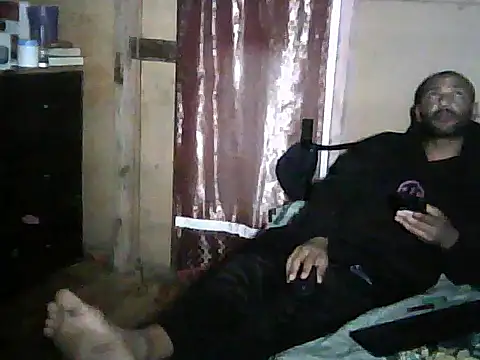 Snapshot of Camodick chatting on 10.31.25 Camodick online show from 10.31.25