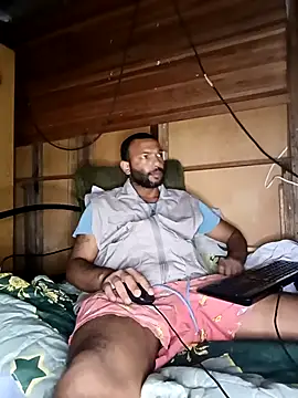 Snapshot of Camodick chatting on 11.16.25 Camodick online show from 11.16.25