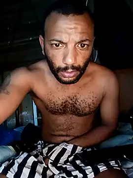 Snapshot of Camodick chatting on 11.19.25 Camodick online show from 11.19.25