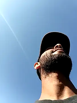 Snapshot of Camodick chatting on 11.24.25 Camodick online show from 11.24.25