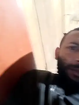 Snapshot of Camodick chatting on 11.25.25 Camodick online show from 11.25.25