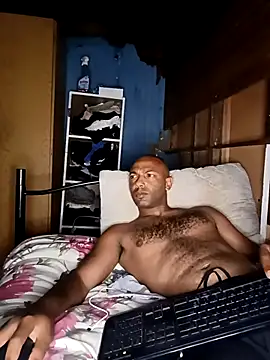 Snapshot of Camodick chatting on 12.03.25 Camodick online show from 12.03.25