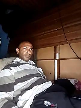 Snapshot of Camodick chatting on 12.05.25 Camodick online show from 12.05.25