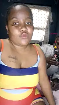 ChubbyMidgetxxx19 online show from 06.30.26
