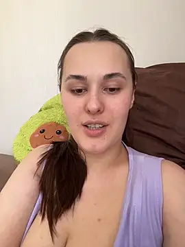 Snapshot of Queen_Monica_ chatting on 05.24.26 Queen Monica online show from 05.24.26