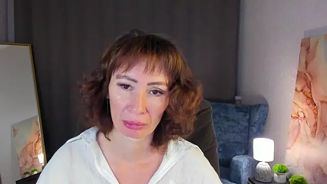 gracekellyyy online show from 06.10.26