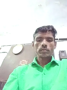 Snapshot of Hot-Parinda200 chatting on 05.15.26 Hot-Parinda200 online show from 05.15.26