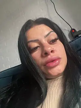 Snapshot of belababyy chatting on 06.28.26 belababyy online show from 06.28.26