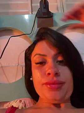 Snapshot of belababyy chatting on 07.16.26 belababyy online show from 07.16.26