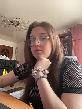 viksiss online show from 05.14.26