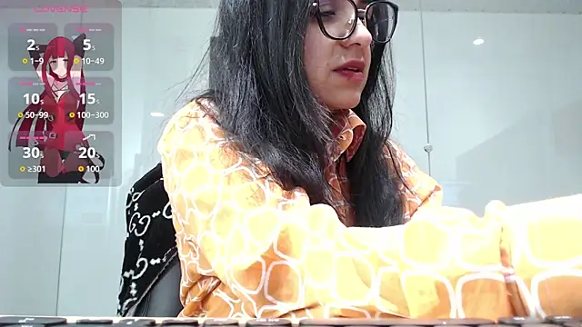 Snapshot of Lizeth_White_ chatting on 06.29.26 Lizeth White online show from 06.29.26