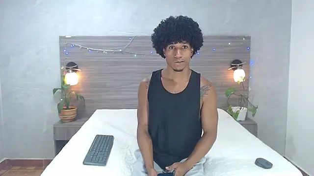 Dilan Hall online show from 06.16.26