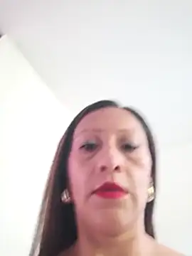 Snapshot of Vely_ chatting on 06.23.26 Vely online show from 06.23.26