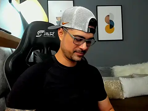 ZEI-001 online show from 05.20.26