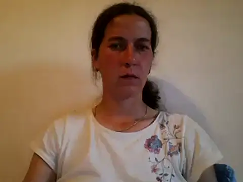 Snapshot of DanicaFey chatting on 06.24.26 DanicaFey online show from 06.24.26