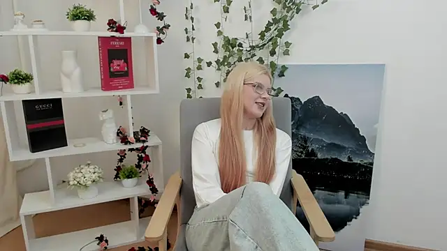 MavisBuzzo online show from 05.13.26