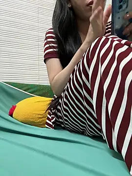KieLyy online show from 05.28.26