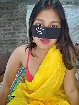 Snapshot of Quotefungirl chatting on 05.18.26 Quotefungirl online show from 05.18.26