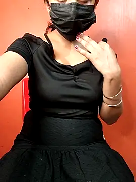 pink cupcake online show from 05.15.26